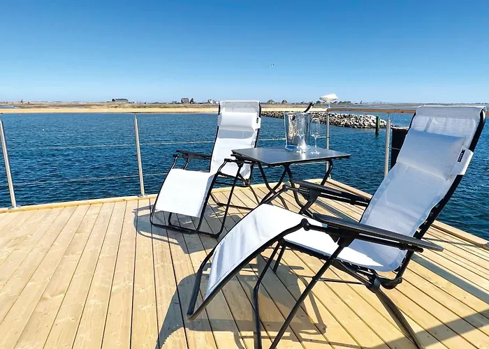 Stern-v-stern-hausboot Semesterbostad *